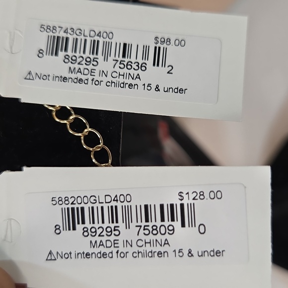 🔹️Betsey Johnson 🔹Nautical  Seashell Charm Necklace, Bracelet Ring Earring Set - Picture 4 of 17